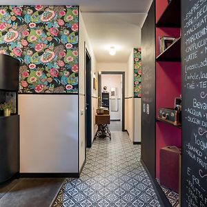 Contus Rétro Guest House